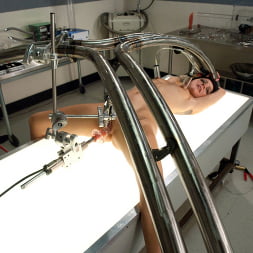 Tori Lux in 'Kink' Snatching and Machining (Thumbnail 11)