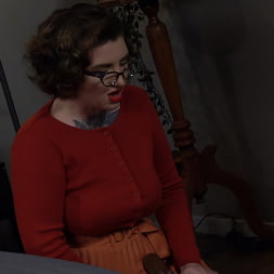 Veronica Rose in The House Sitter: Busty Pin-Up Babe Veronica Rose Gets Off (Photo 6) Veronica Rose in 'Kink' The House Sitter: Busty Pin-Up Babe Veronica Rose Gets Off (Thumbnail 6)