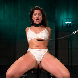Victoria Voxxx in The Pain Game (Photo 2) Victoria Voxxx in 'Kink' The Pain Game (Thumbnail 2)