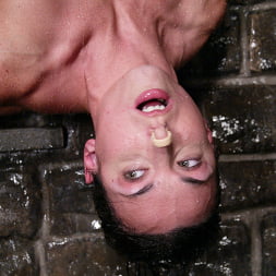 Wenona in 'Kink' strikes again! (Thumbnail 15)