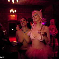 Emma Haize in 'Kink' Halloween Party At The Armory! (Thumbnail 11)