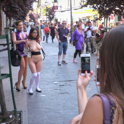Zenda Sexy in Zenda Sexy: Walk of Shame (Photo 7) Zenda Sexy in 'Kink' Zenda Sexy: Walk of Shame (Thumbnail 7)
